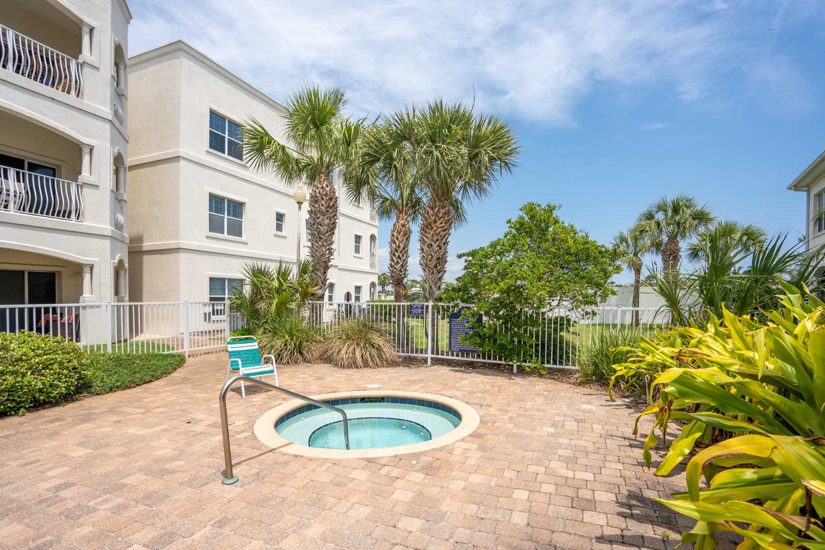 Hot Tub on Sundeck