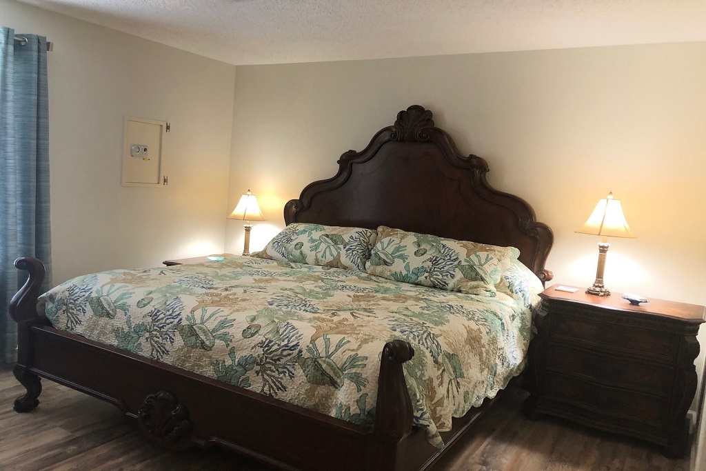 Master Suite w/King Bed
